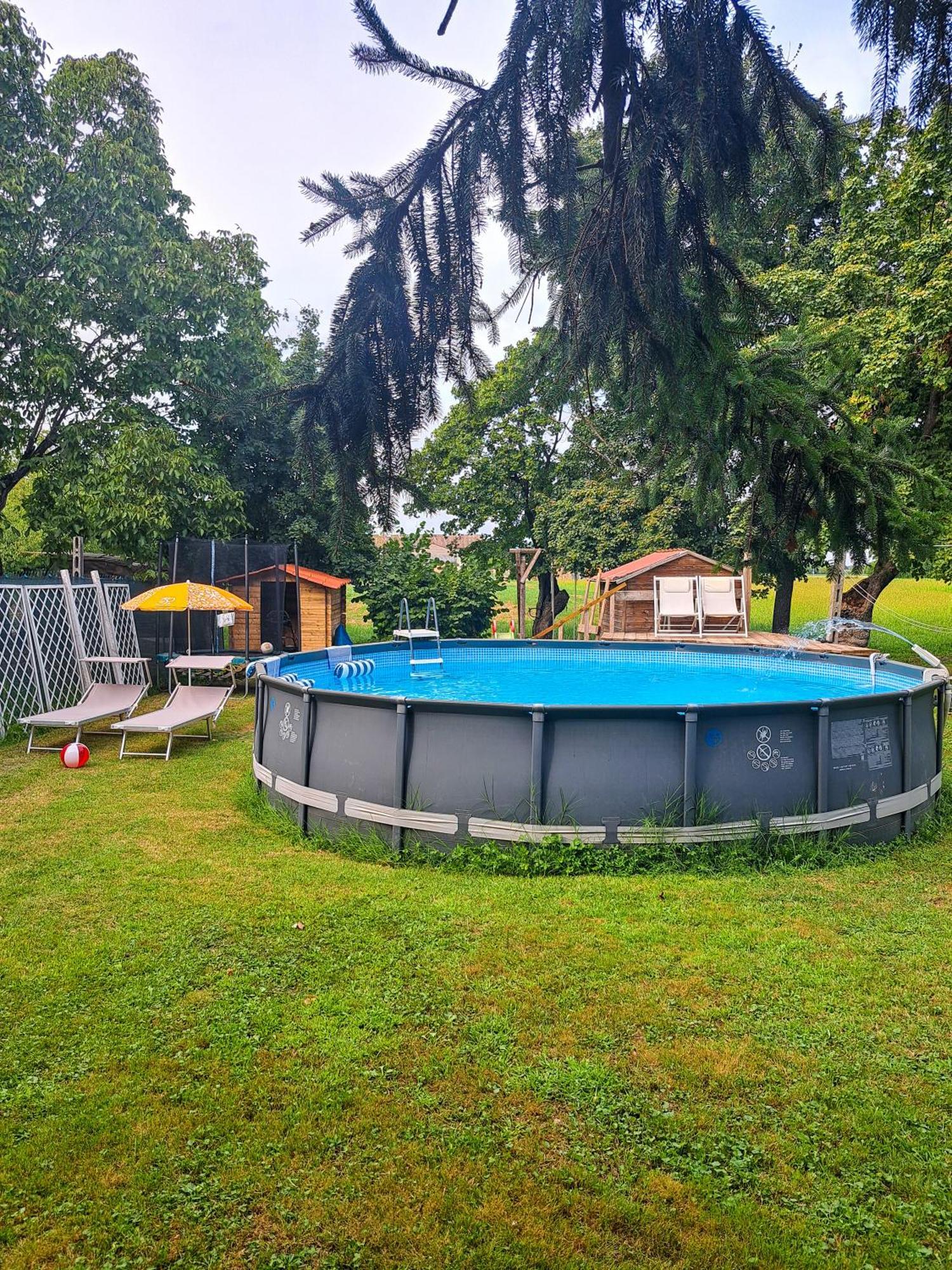 La Casina Bed & Breakfast Trecasali Exterior photo